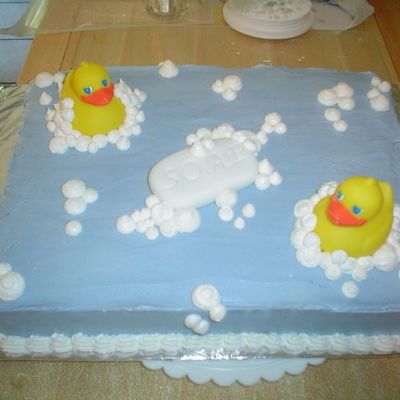 Large Rubber Ducky Cake