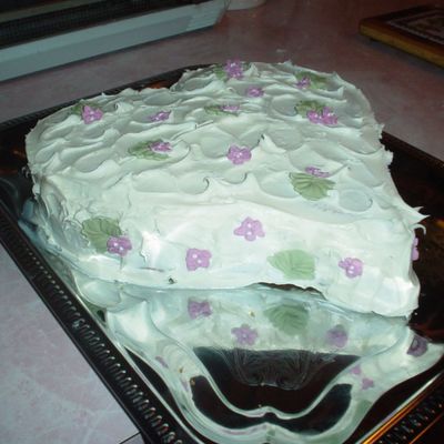 Heart Cake With Violets