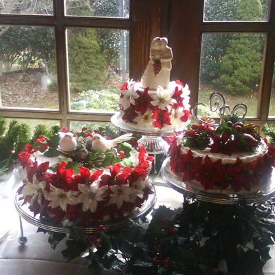 Poinsettia Wedding Cake