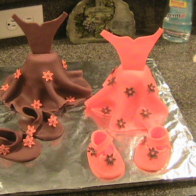 Dress Cupcake With Shoes