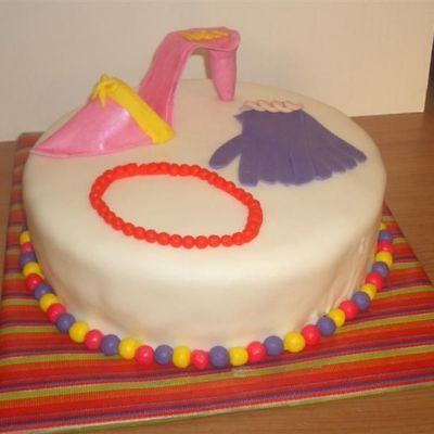 Dress Up Cake