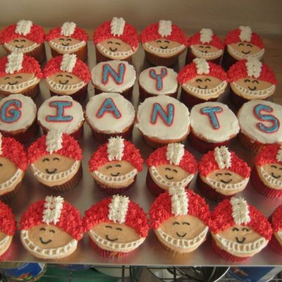 Giants Superbowl Cupcakes