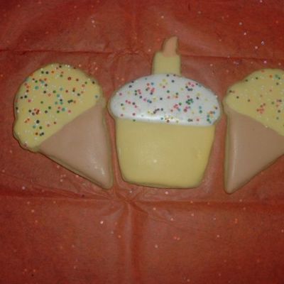 Ice Cream Cones And Cupcake