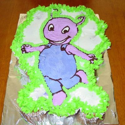 Backyardigan Cup Cakes