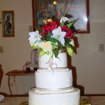 Round Wedding Cake