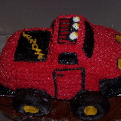 3-D Truck Cake