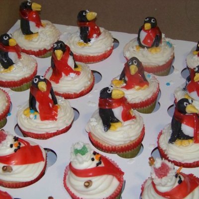 Penguin And Snowman Cupcakes