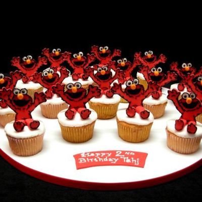 Elmo Cupcakes