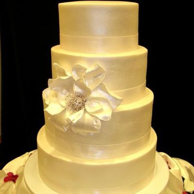 Modern Wedd Cake