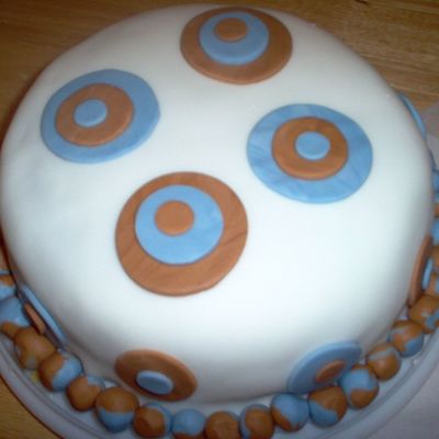 Retro Anniversary Cake