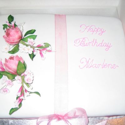 Australain Native Flower Cake