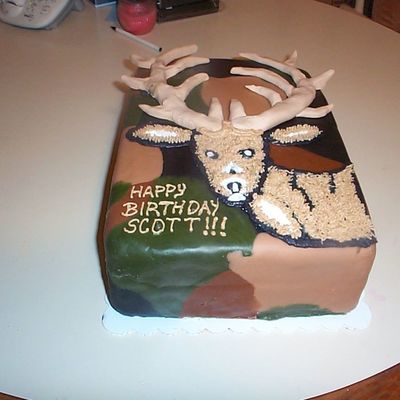 Camo Cake With Deer