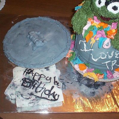 Oscar The Grouch Cake