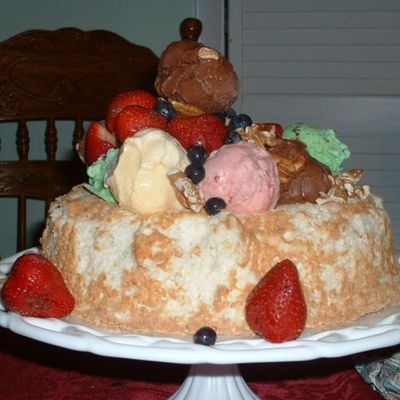 I Scream For Ice Cream And Angle Food Cake