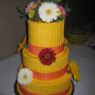 Yellow Gerbera Daisy Cake