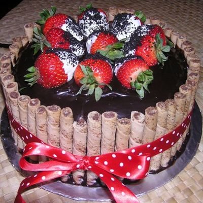 Chocolate Cake W/ Cookies & Cream Filling