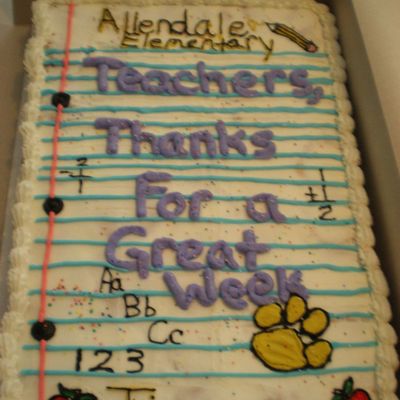 Cupcake Cake For School