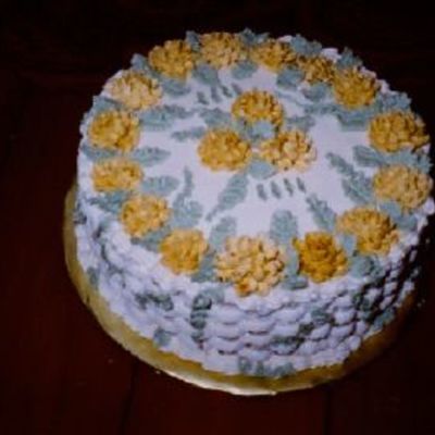 Anniversary Cake With Mums