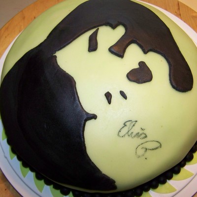 Elvis Cake
