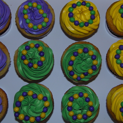 Mardi Gras Cupcakes