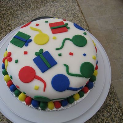 Balloons And Presents Cake