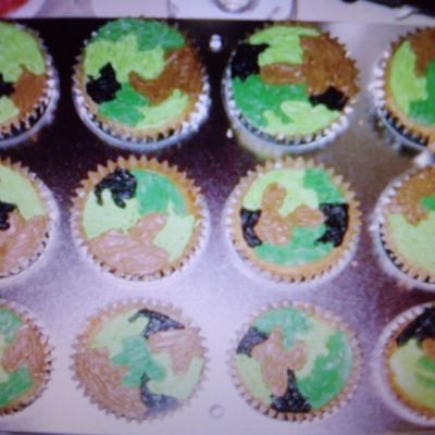 Camo Cupcakes