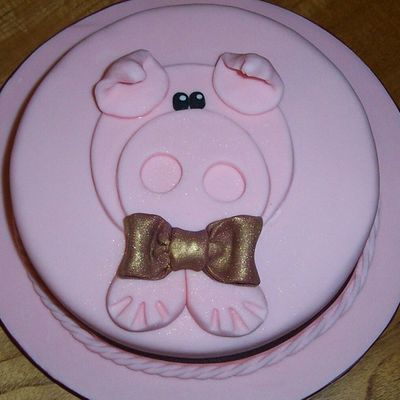 Pink Pig Cake