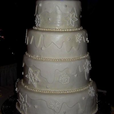 Winter Wedding Cake