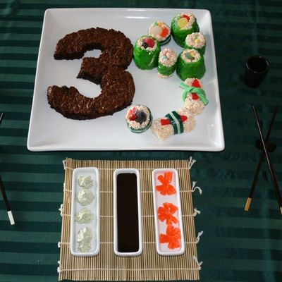 Sushi Cake/candy