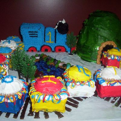 Train Cake