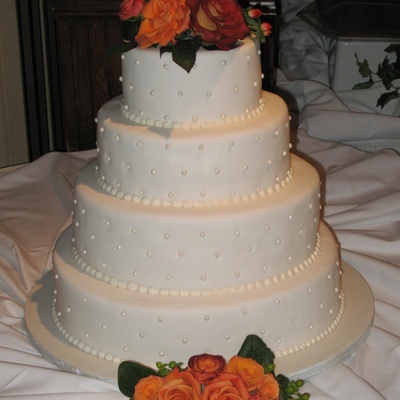 Fondant Wedding Cake With Pearls