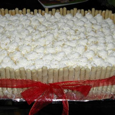 Pirouline Cake
