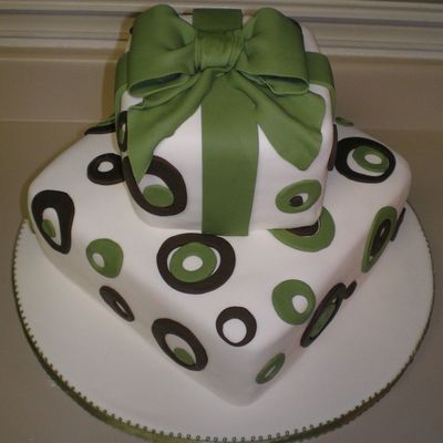 Retro Circles And Bow