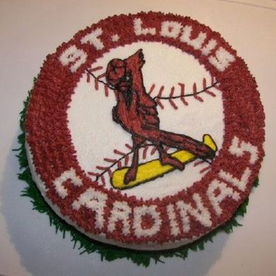St Louis Cardinal Logo Cake
