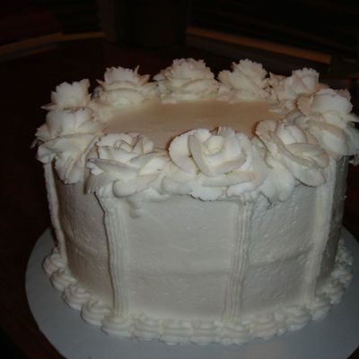 White Buttercream, Lemon Cake And Filling