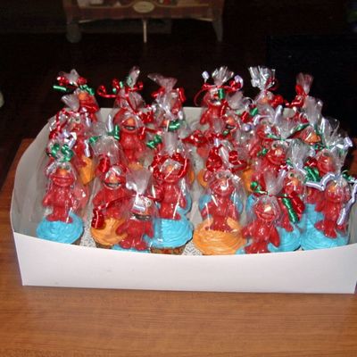 Elmo Cupcakes