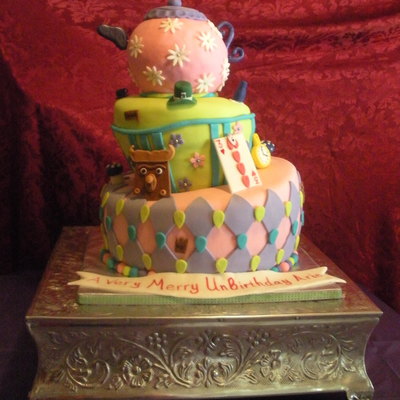 Alice In Wonderland Cake