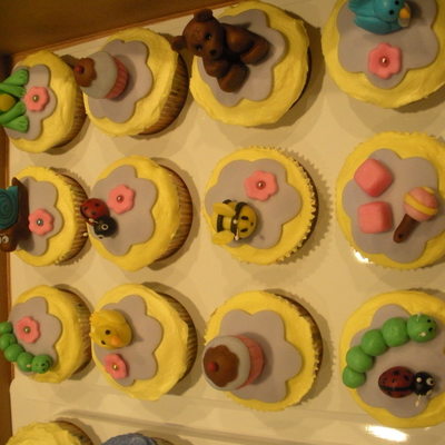 Baby Shower Cupcakes