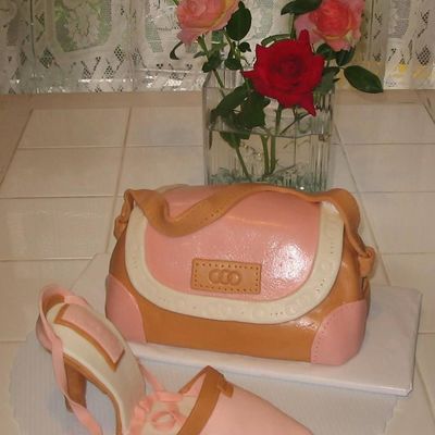 Purse-And-Shoe Cake For Daughter's 21St Birthday