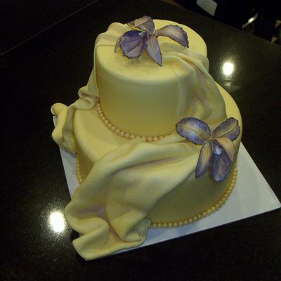 Yellow And Purple Lilly Cake
