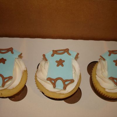 Baby Onesies Cupcakes