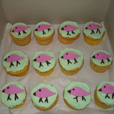 Baby Shower Bird Cupcakes