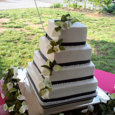 4 Tiered Square Elegance