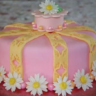 Fondant And Gumpaste Class Final Cake