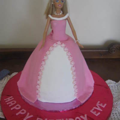 Barbie Cake