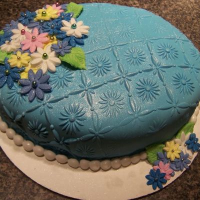 Daisy Cake