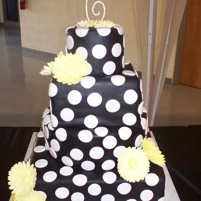 Black With White Polka Dots And Gumpaste Gerber Daisies