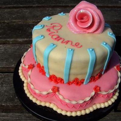 Sweet Girly Cake