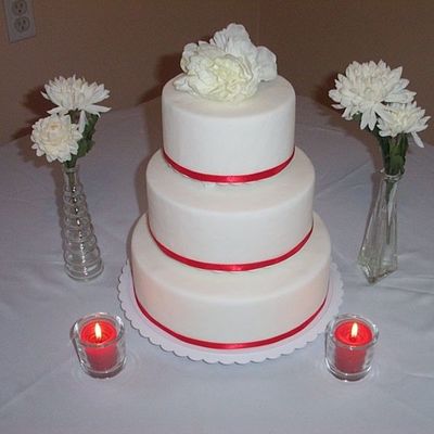 Red Ribbon Cake