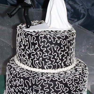 Black And White Wedding Cake